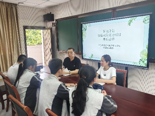 指导老师说比赛.jpg